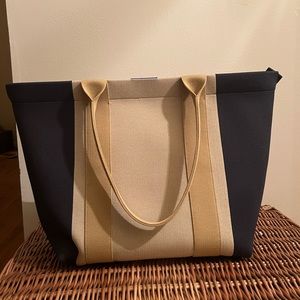 Rothy’s The Essential Tote in Ink and Ivory